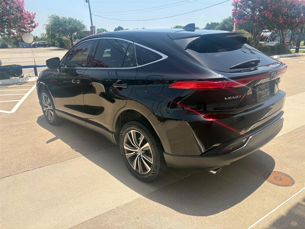 Toyota Venza  2022