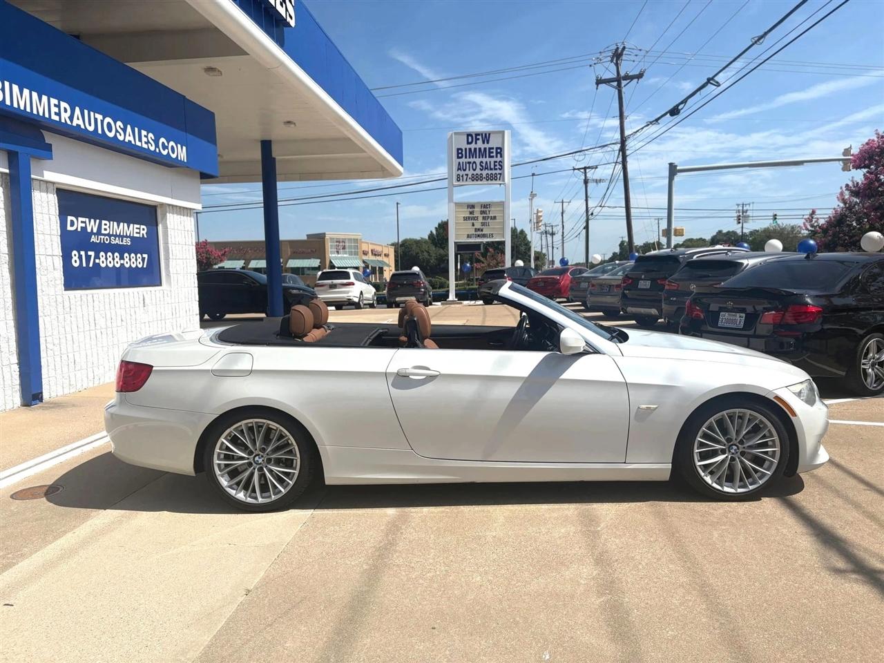 BMW 3-Series  2011