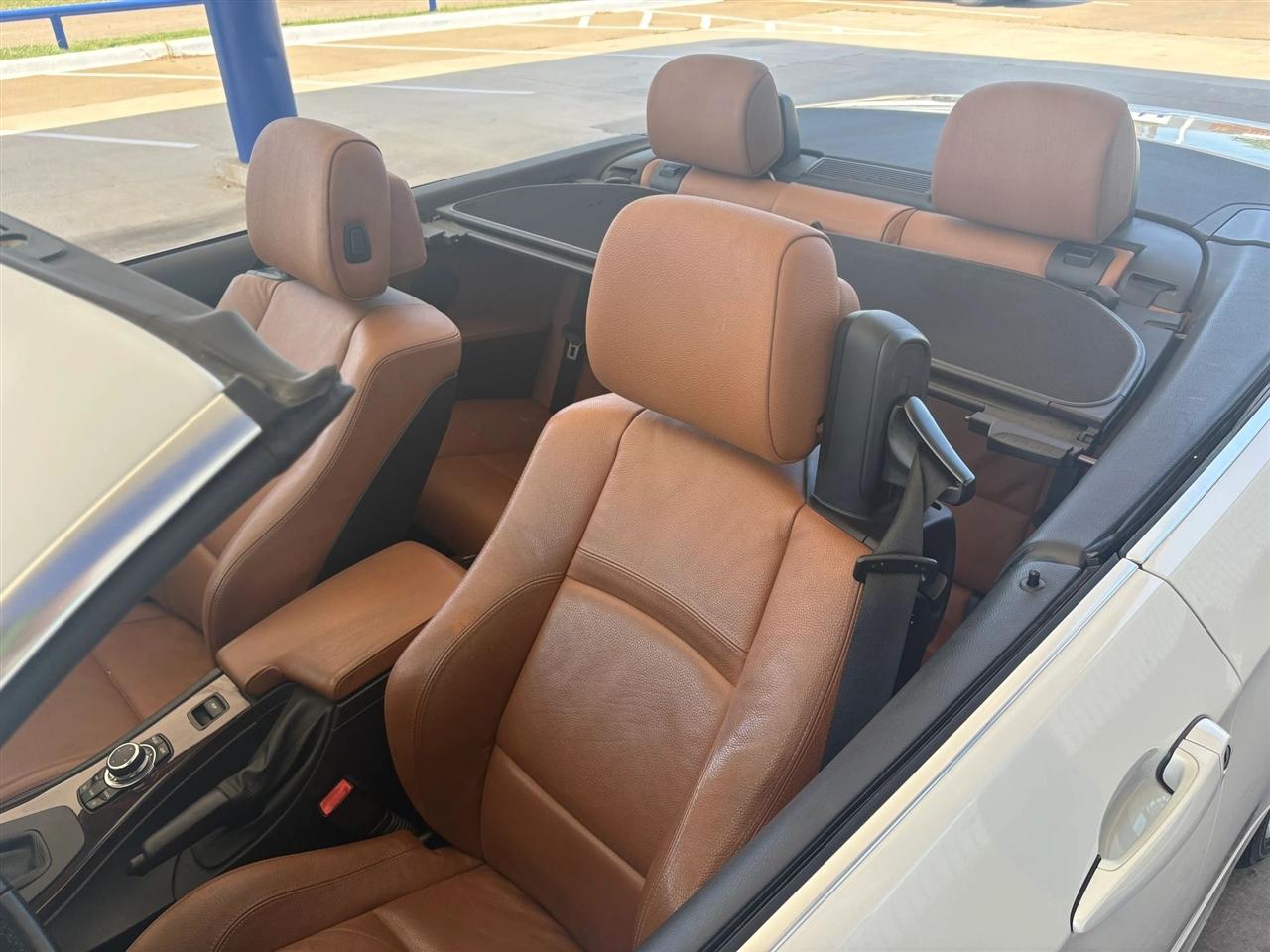 BMW 3-Series  2011