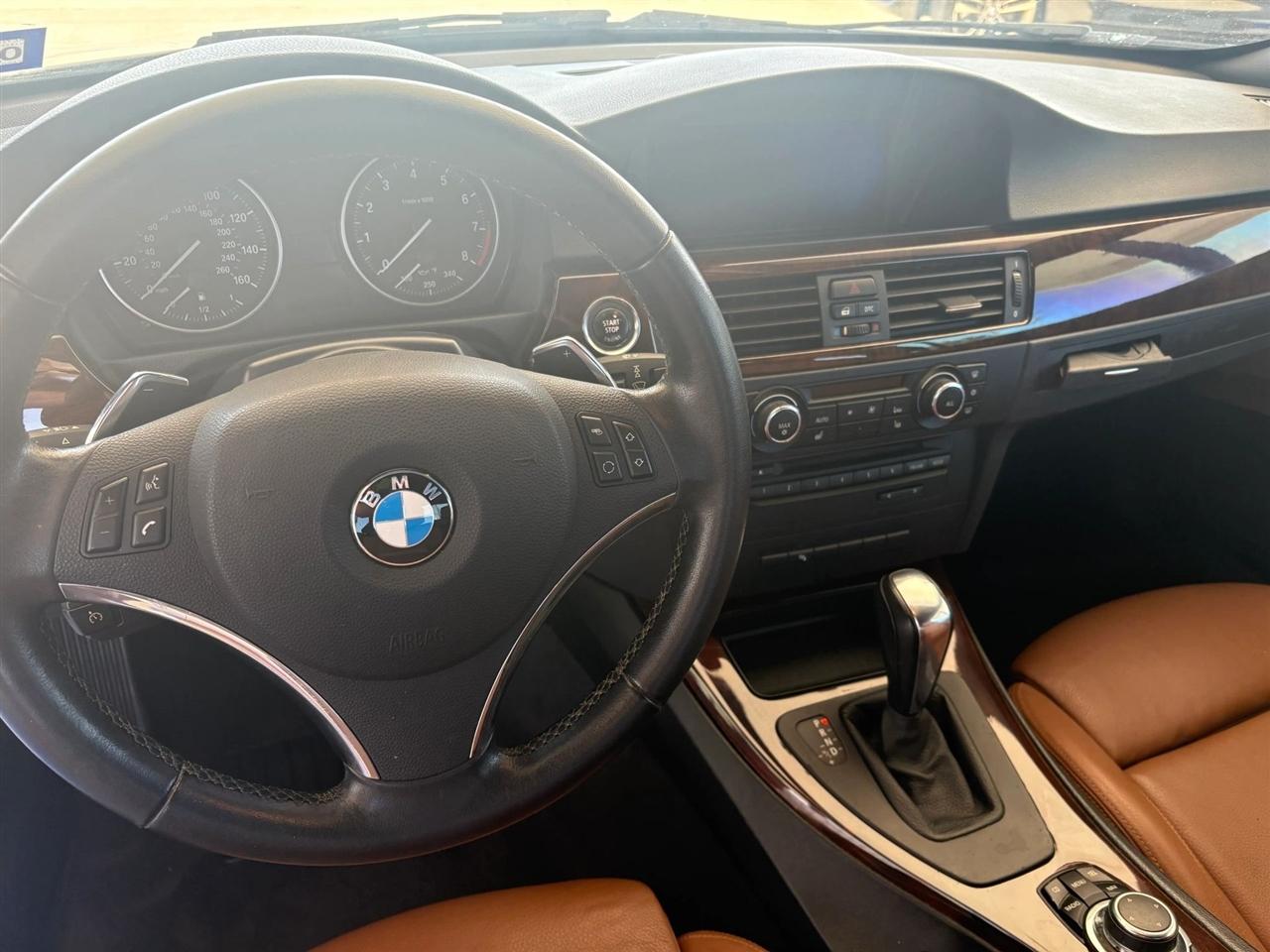 BMW 3-Series  2011