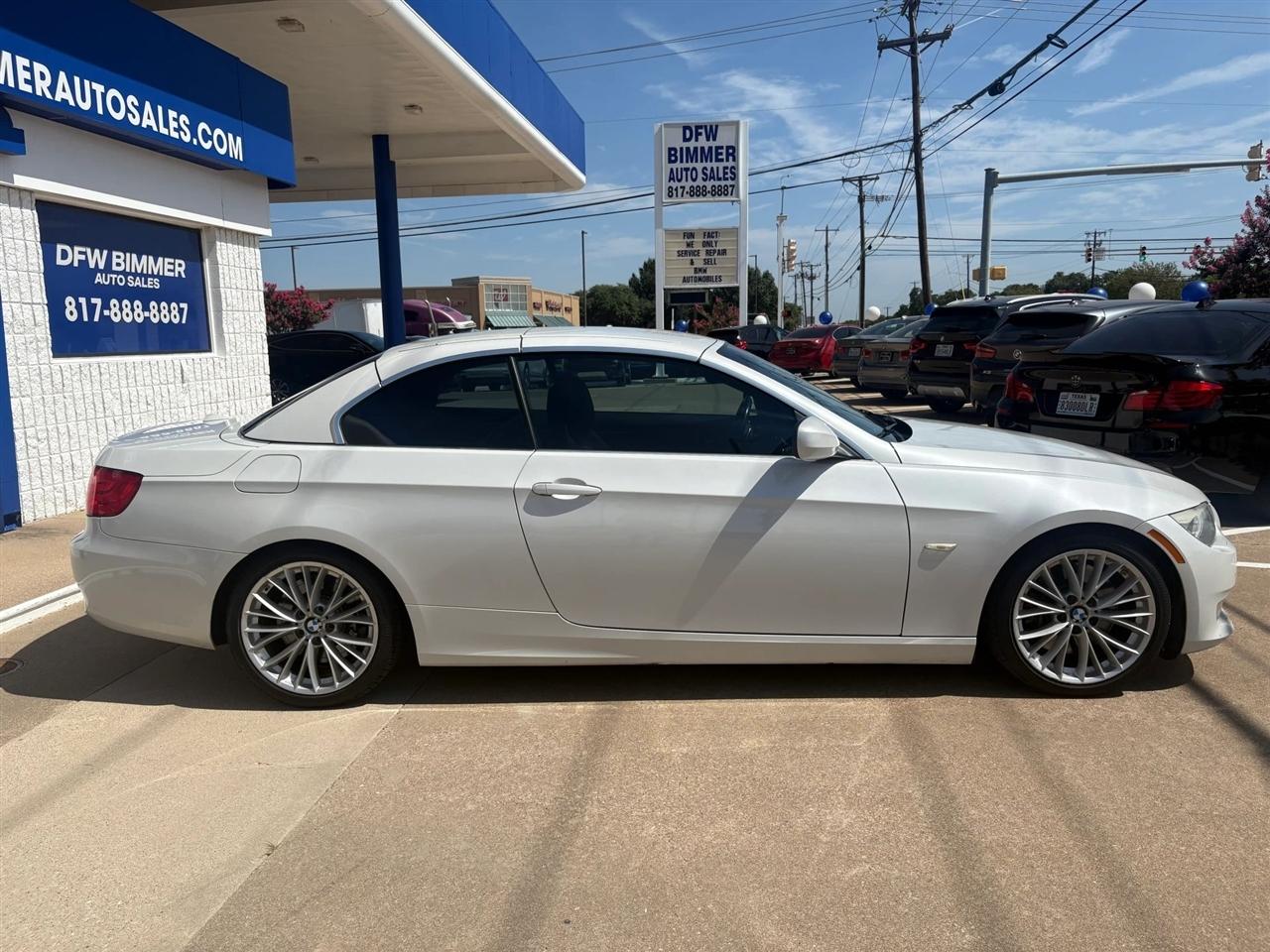 BMW 3-Series  2011