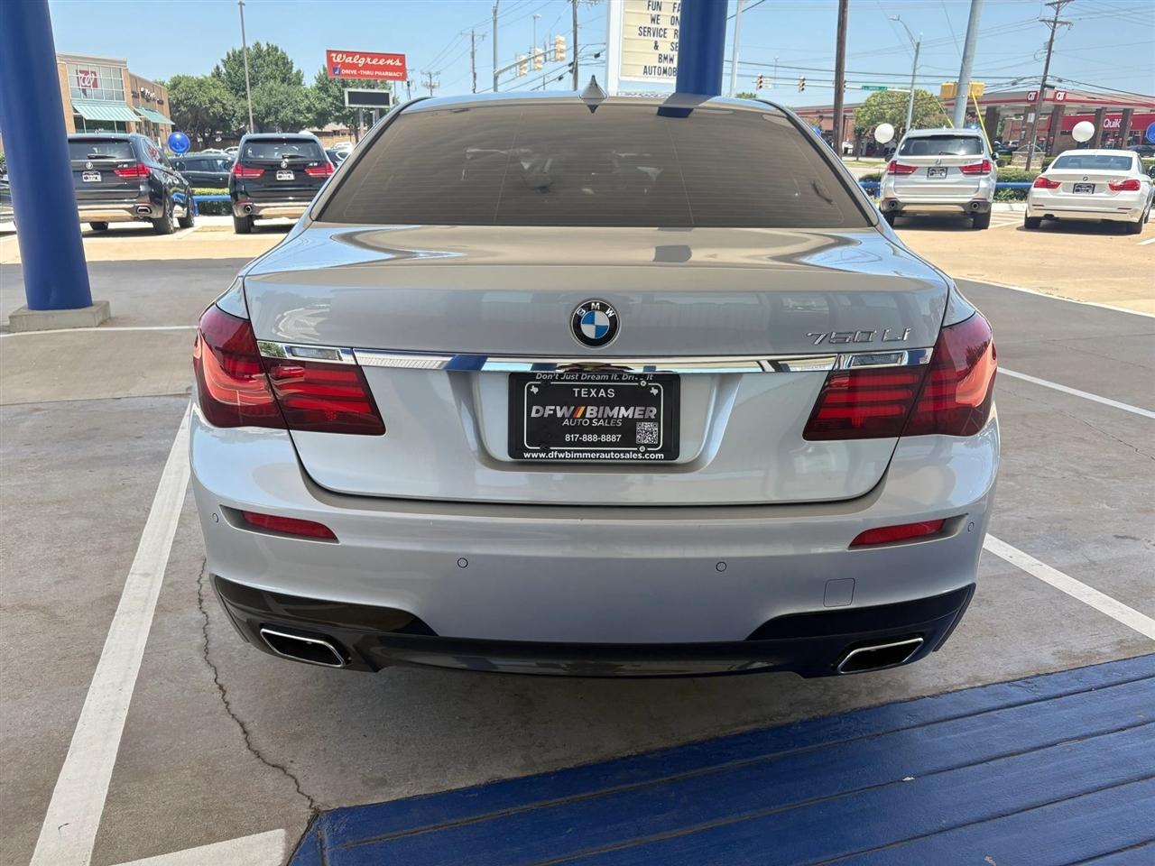 BMW 7-Series  2015