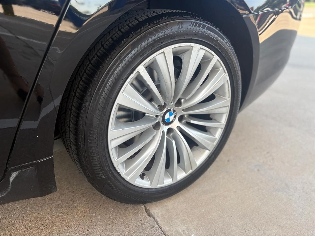 BMW 7-Series  2015