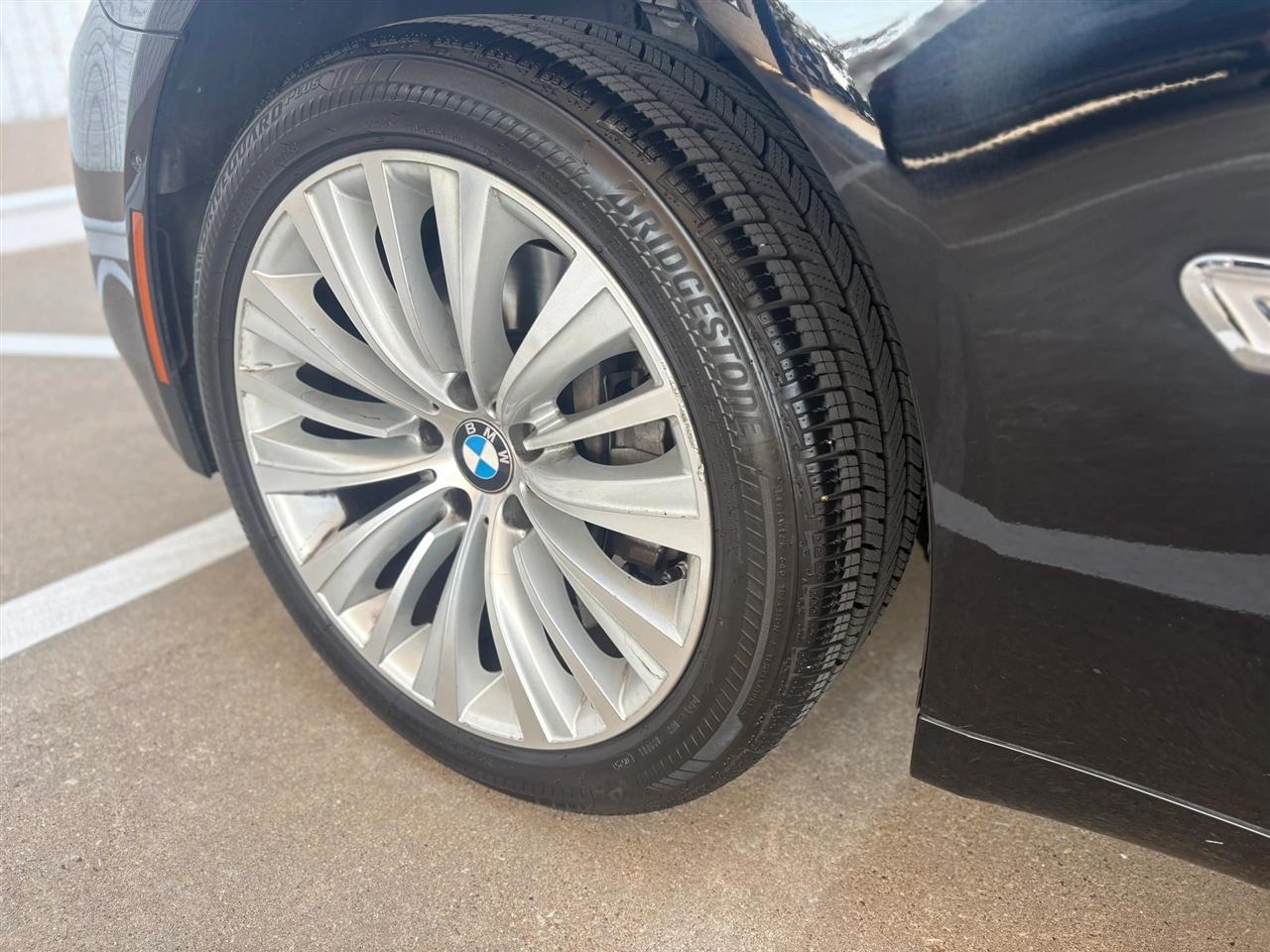 BMW 7-Series  2015
