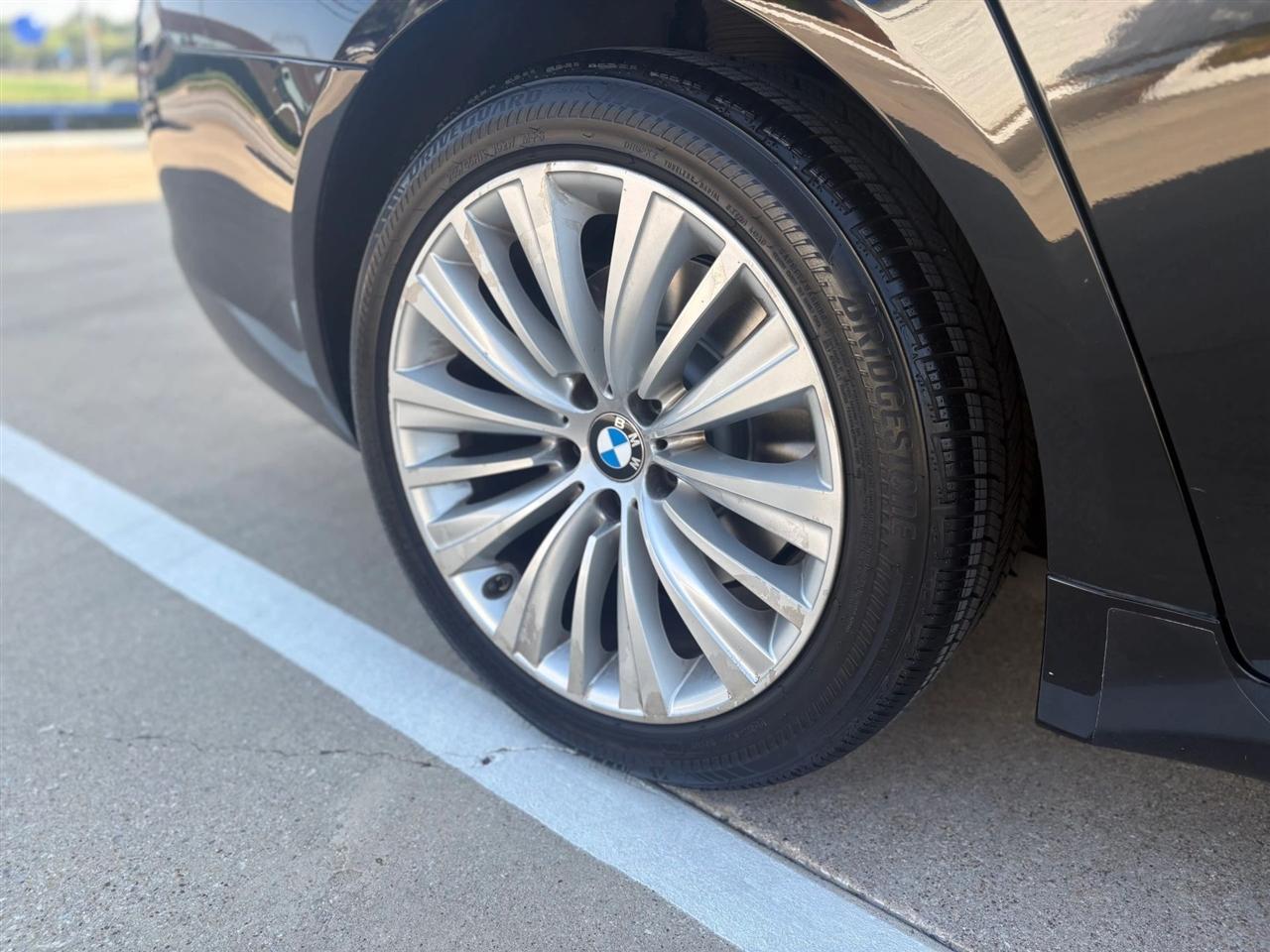 BMW 7-Series  2015