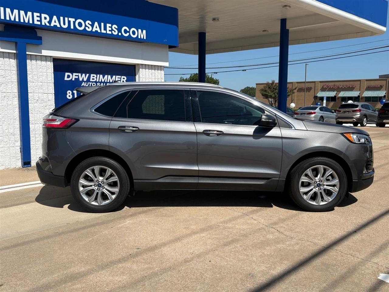 Ford Edge  2021