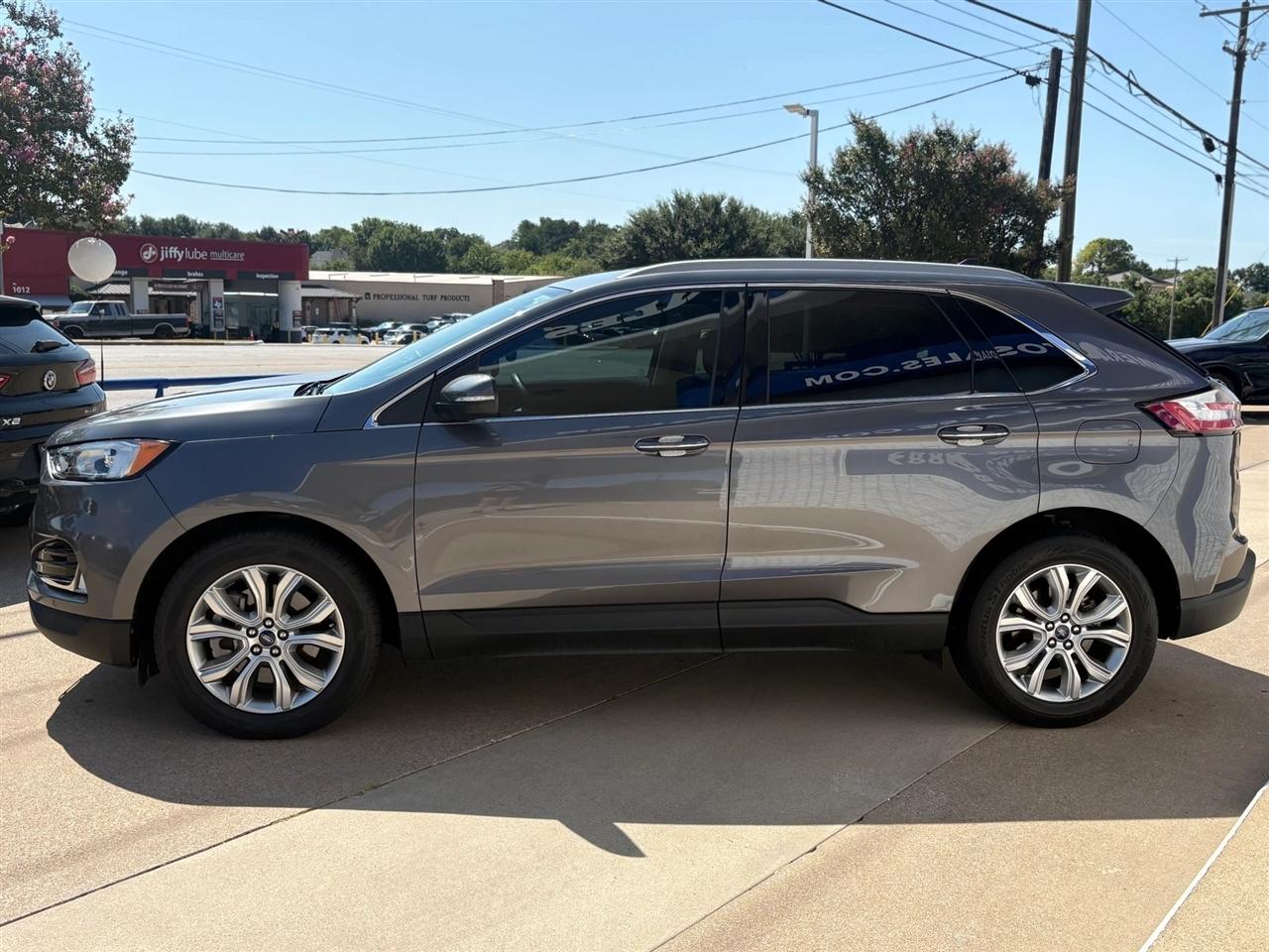 Ford Edge  2021