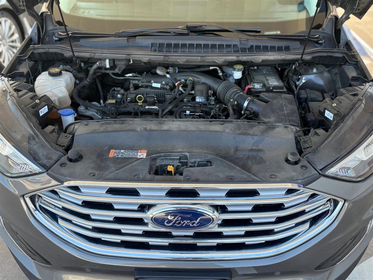 Ford Edge  2021