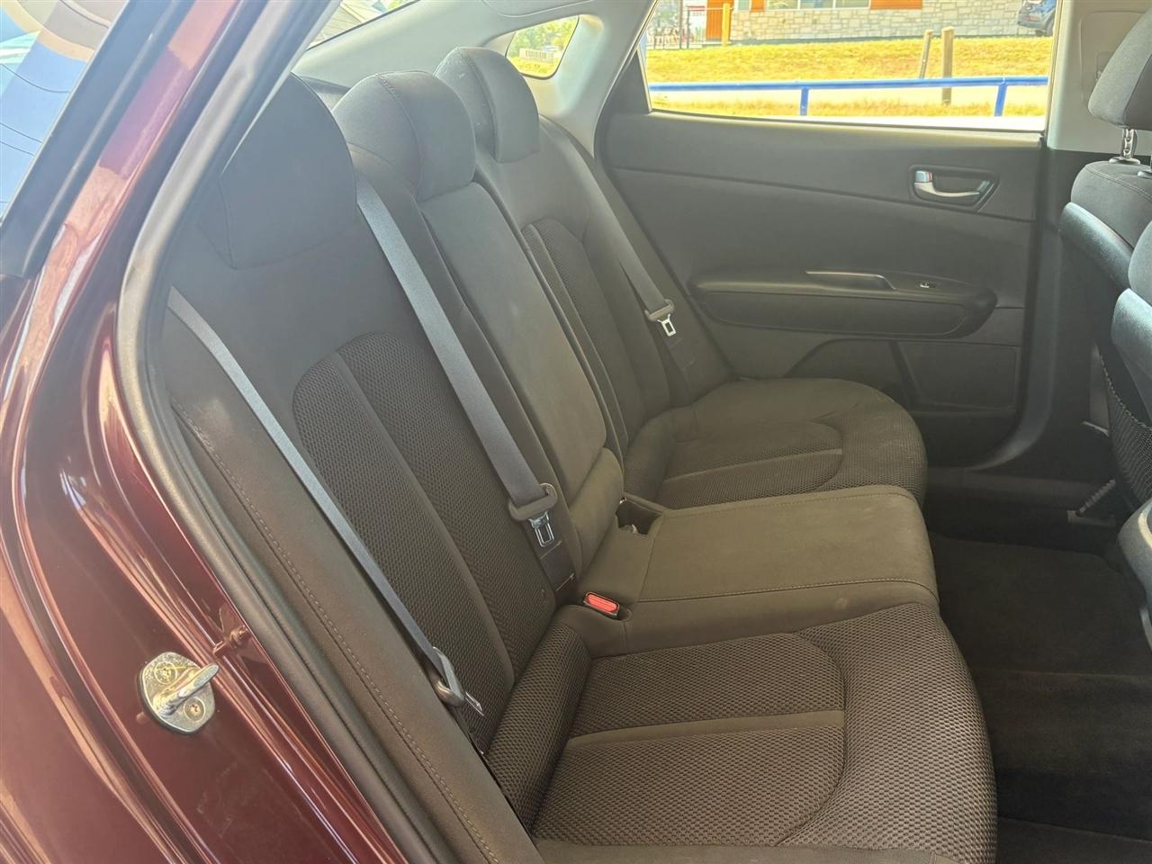 Kia Optima  2019