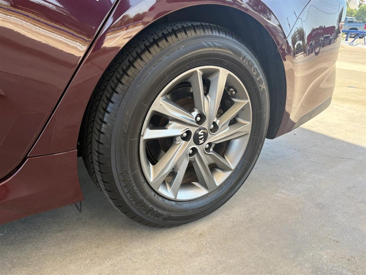 Kia Optima  2019