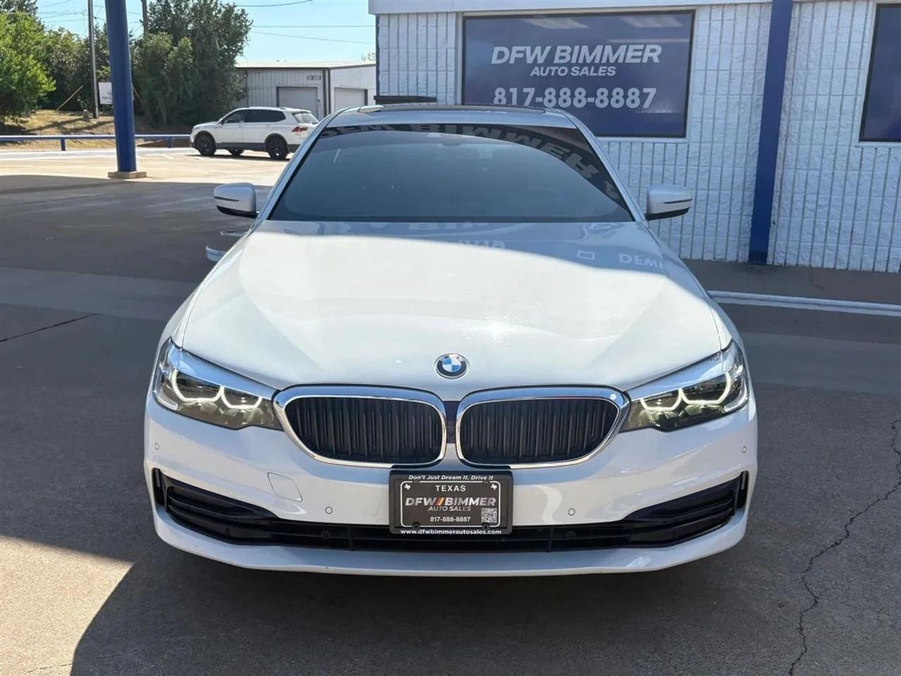 BMW 5-Series  2019