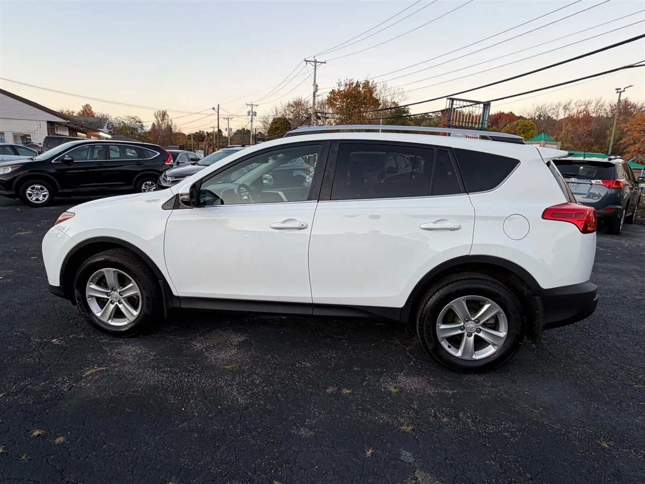 Toyota RAV4 XLE AWD 2013 Toyota RAV4 XLE AWD 2013