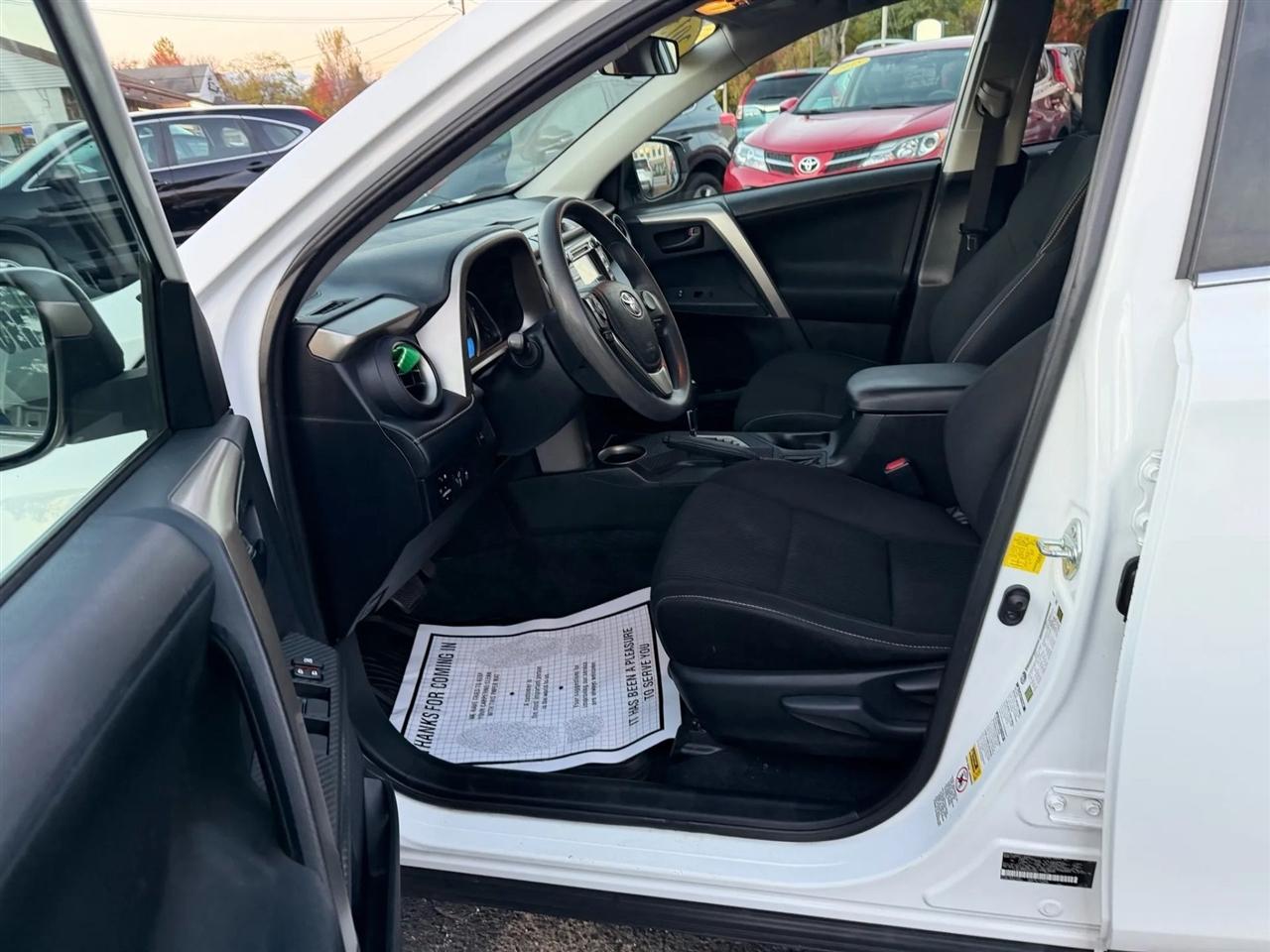 Toyota RAV4 XLE AWD 2013