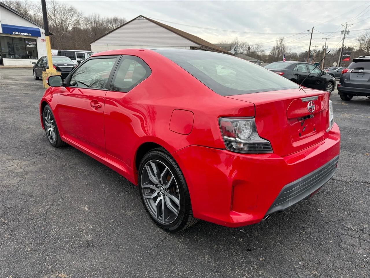 Scion tC Sports Coupe 6-Spd AT 2015