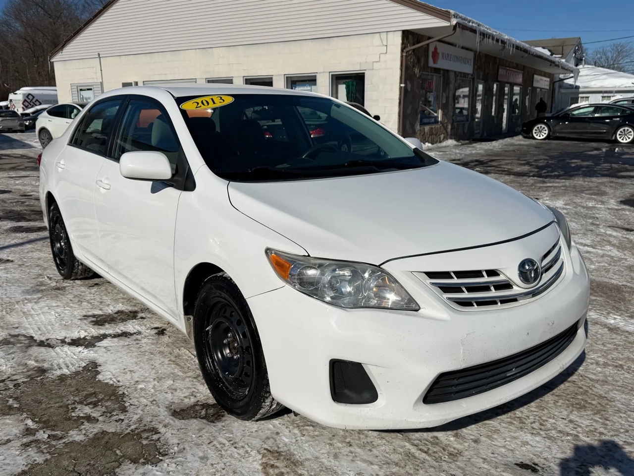 Toyota Corolla LE 4-Speed AT 2013