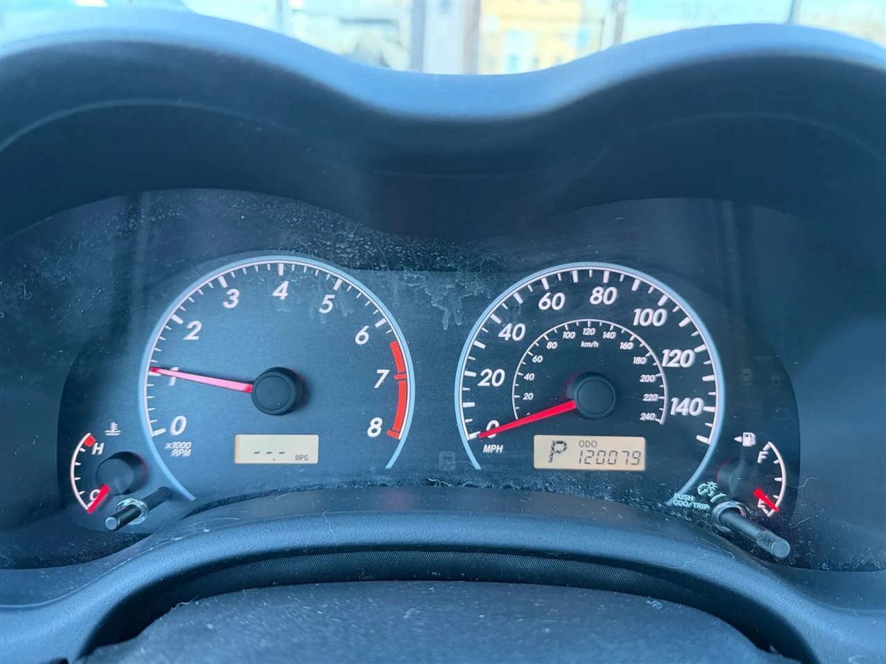 Toyota Corolla LE 4-Speed AT 2013