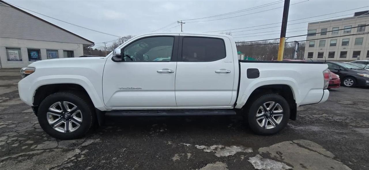 Toyota Tacoma Limited Double Cab V6 6AT 4WD 2016