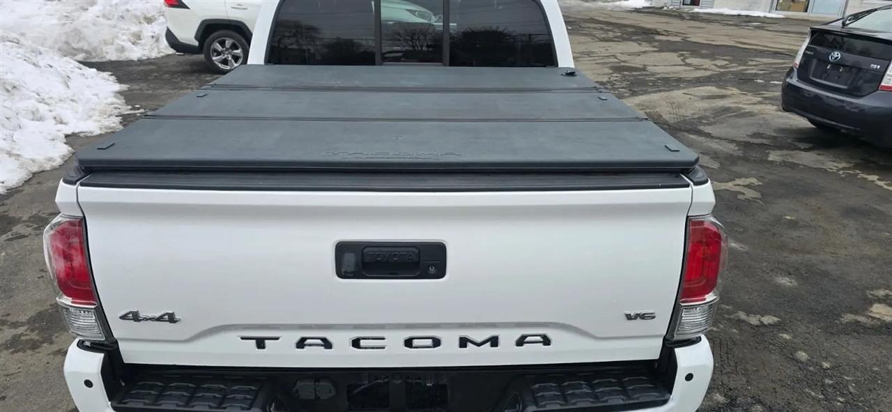 Toyota Tacoma Limited Double Cab V6 6AT 4WD 2016