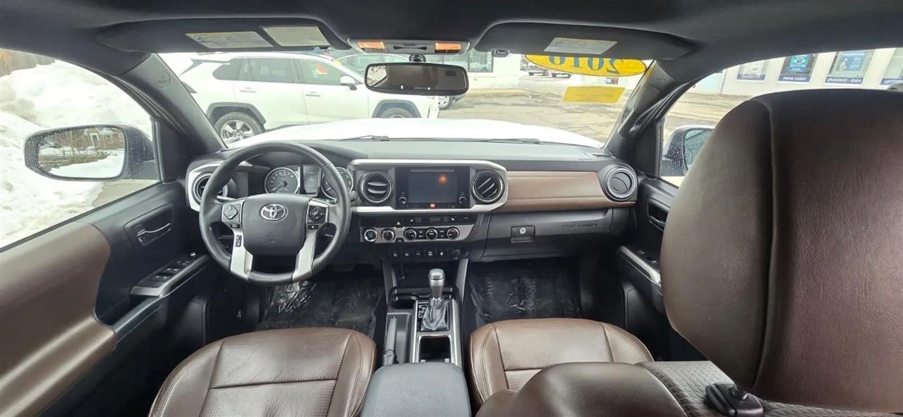 Toyota Tacoma Limited Double Cab V6 6AT 4WD 2016