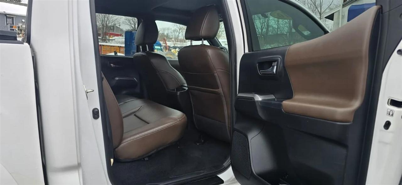 Toyota Tacoma Limited Double Cab V6 6AT 4WD 2016