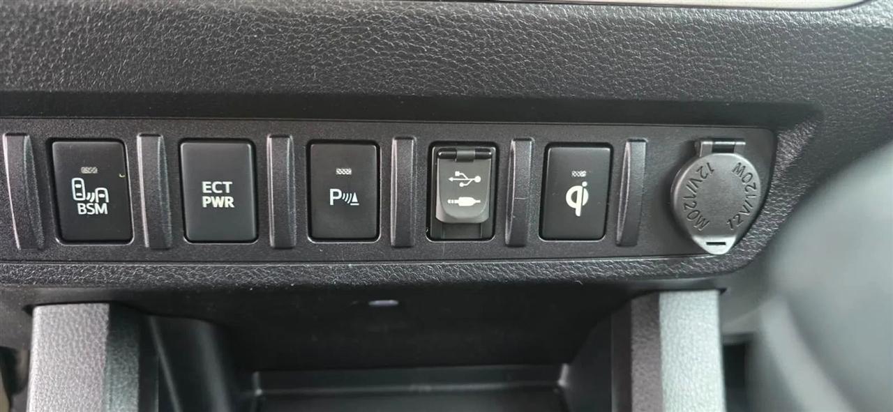 Toyota Tacoma Limited Double Cab V6 6AT 4WD 2016