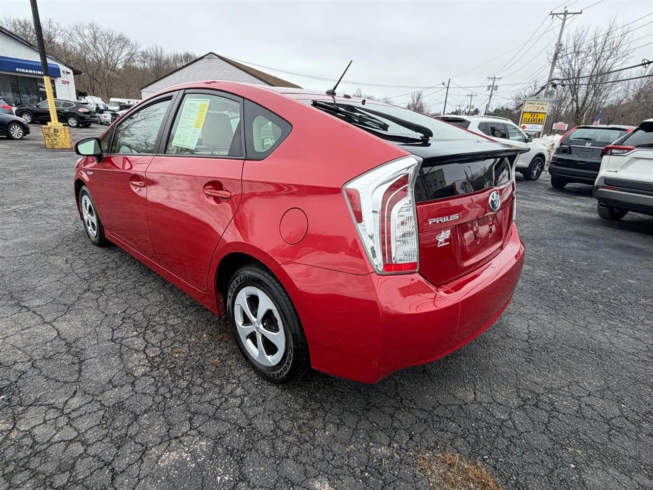 Toyota Prius Prius V 2012