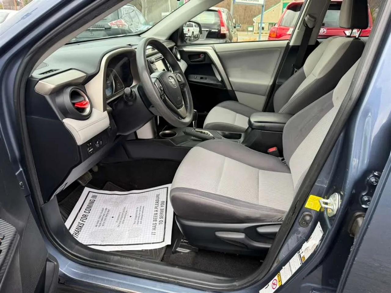 Toyota RAV4 XLE AWD 2013