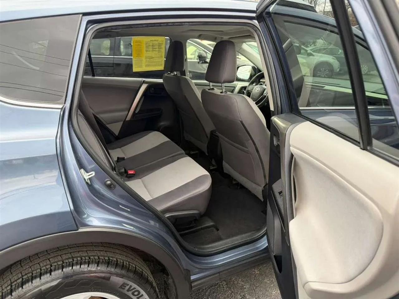 Toyota RAV4 XLE AWD 2013