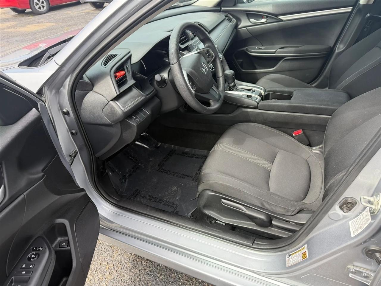 Honda Civic LX Sedan CVT 2017