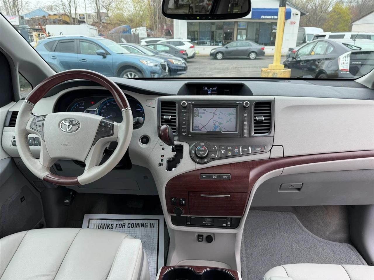 Toyota Sienna Limited AWD 7-Passenger V6 2014