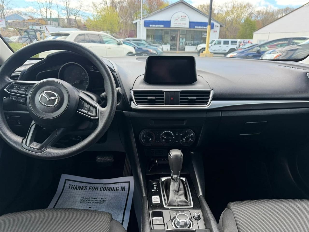 Mazda MAZDA3  2018