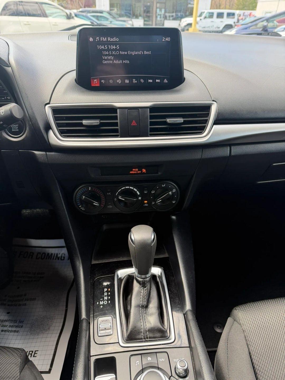 Mazda MAZDA3  2018
