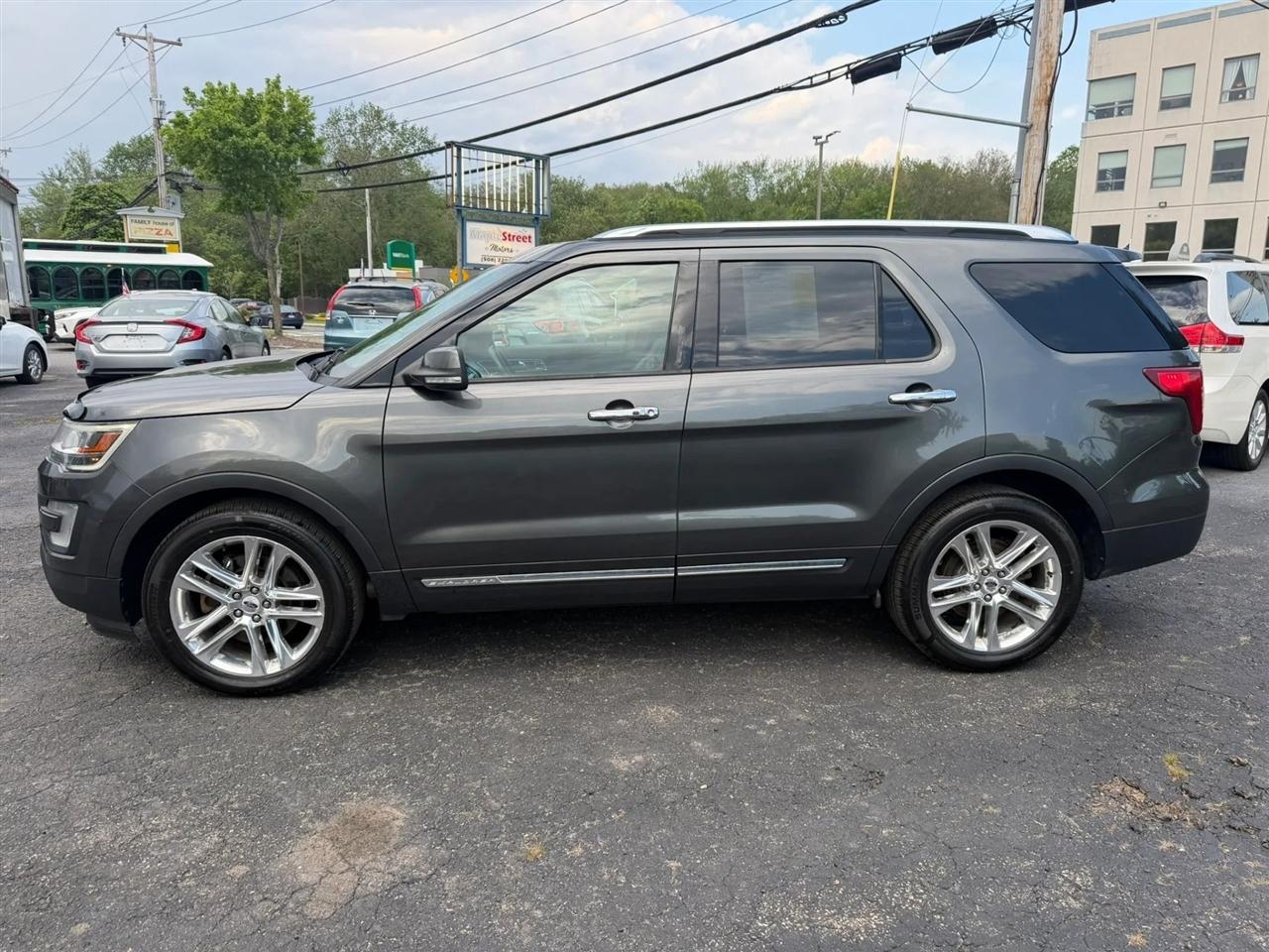 Ford Explorer Limited 4WD 2017
