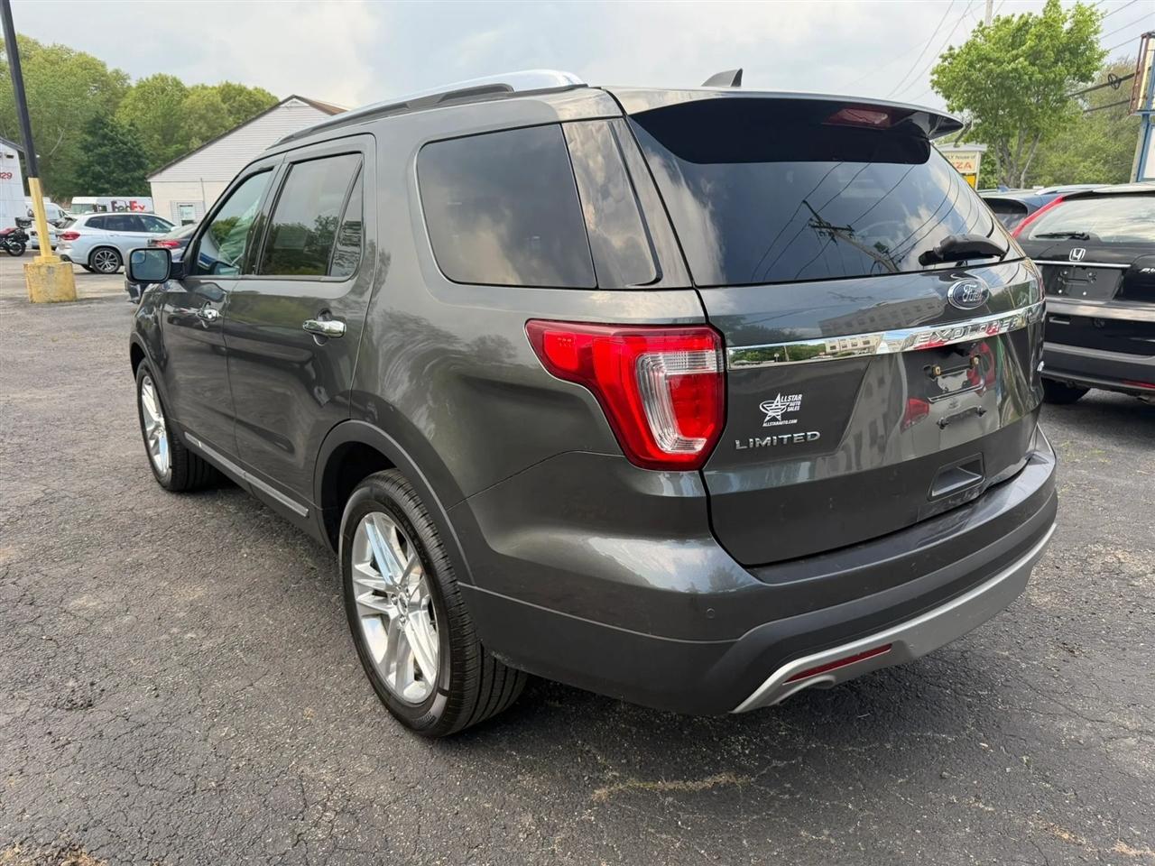 Ford Explorer Limited 4WD 2017