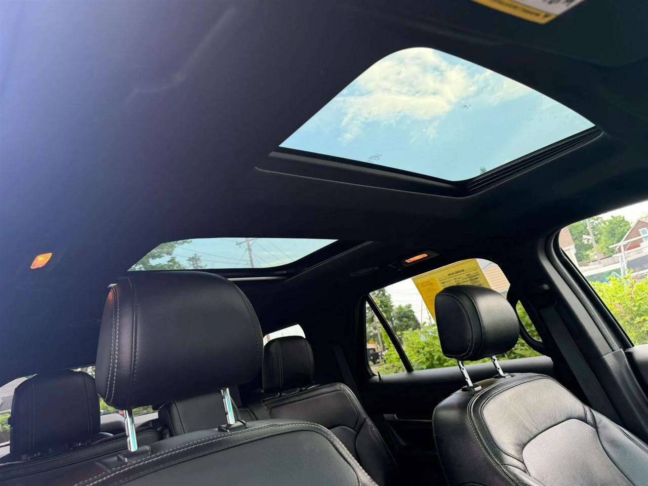 Ford Explorer Limited 4WD 2017