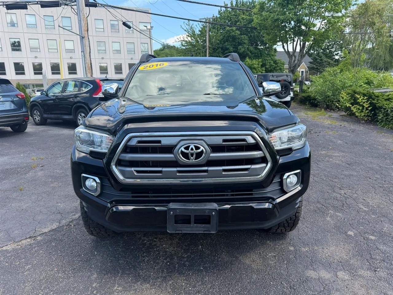 Toyota Tacoma Limited Double Cab V6 6AT 4WD 2016