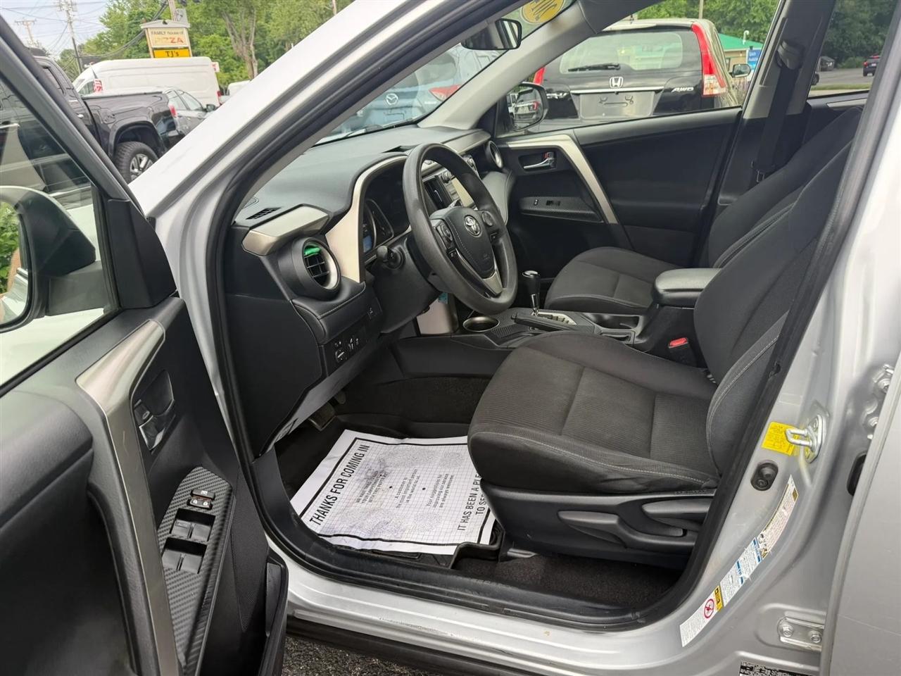 Toyota RAV4 XLE AWD 2014