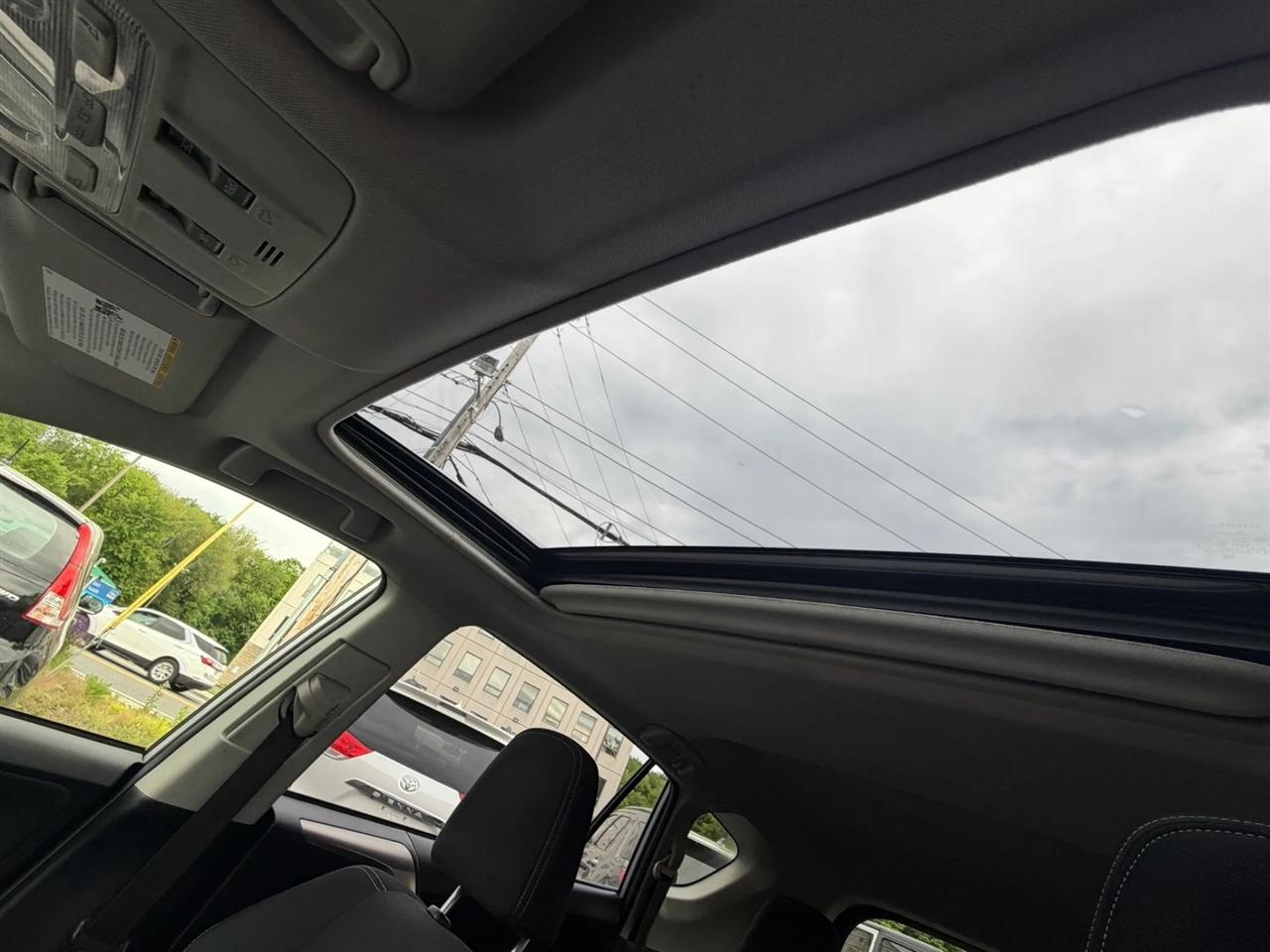 Toyota RAV4 XLE AWD 2014