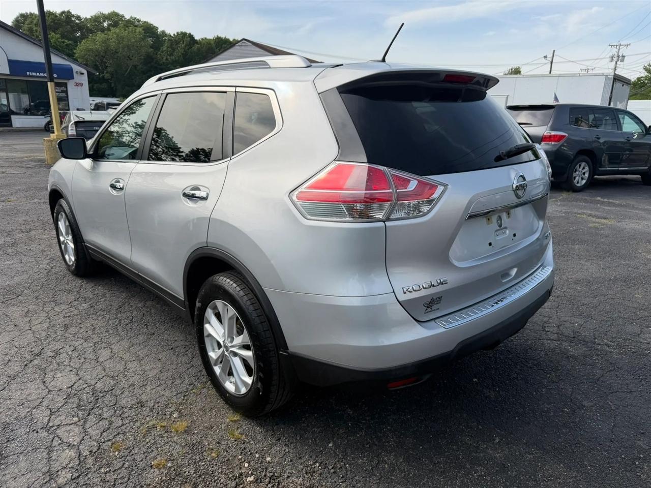 Nissan Rogue  2015