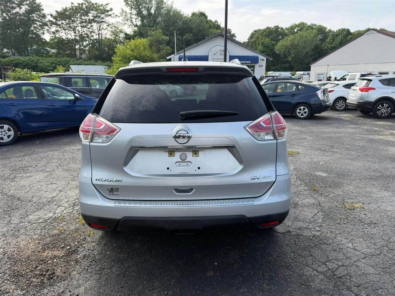 Nissan Rogue  2015