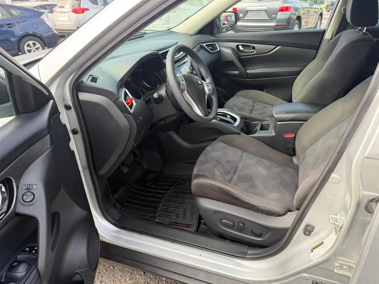 Nissan Rogue  2015