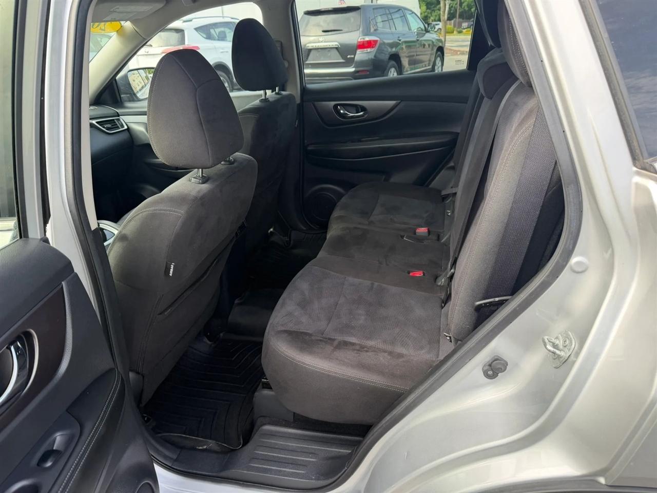 Nissan Rogue  2015