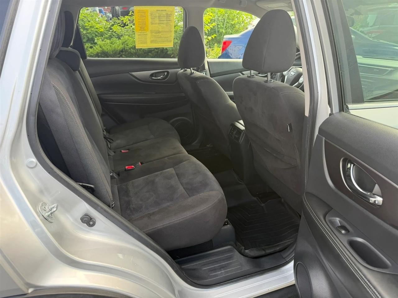 Nissan Rogue  2015