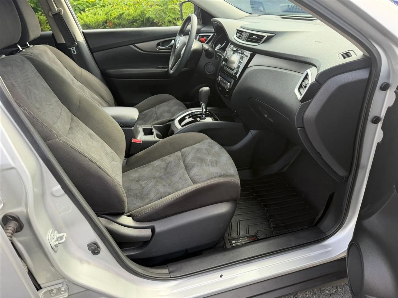 Nissan Rogue  2015