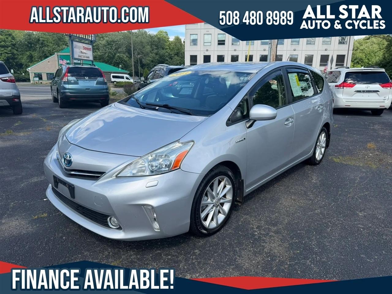 Toyota Prius V Five 2013
