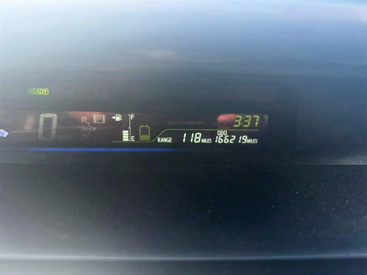 Toyota Prius V Five 2013