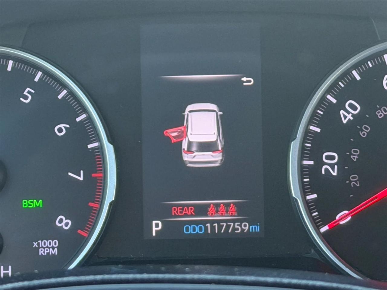 Toyota RAV4 LE AWD 2020