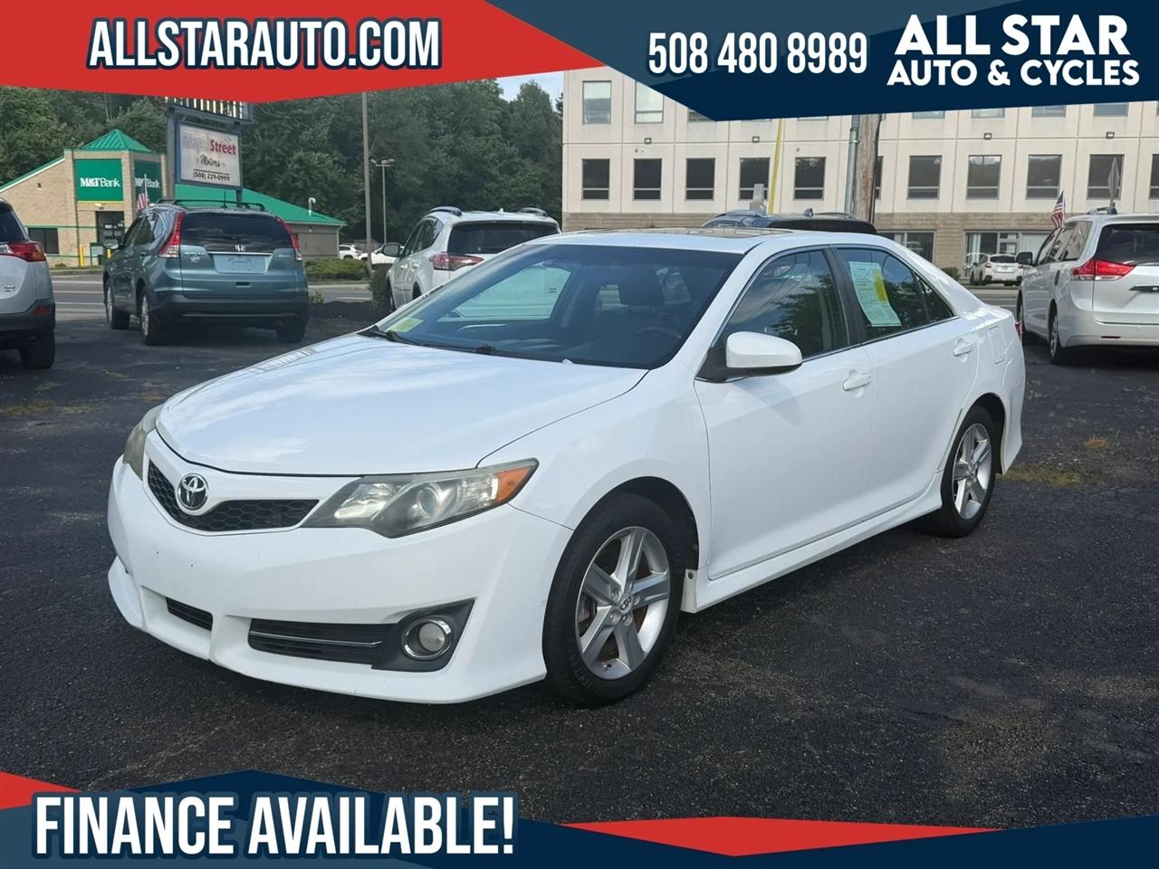 Toyota Camry SE 2013