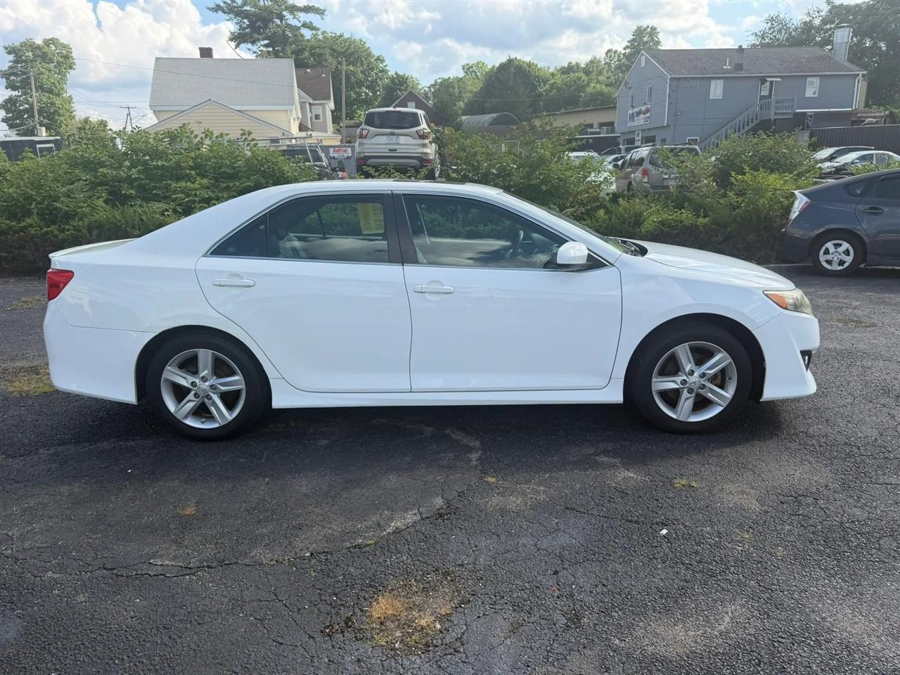 Toyota Camry SE 2013