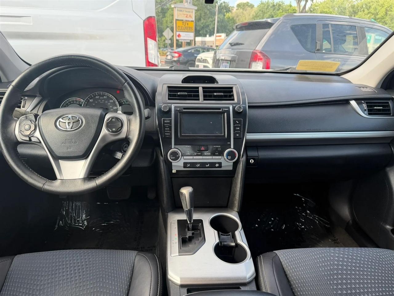 Toyota Camry SE 2013